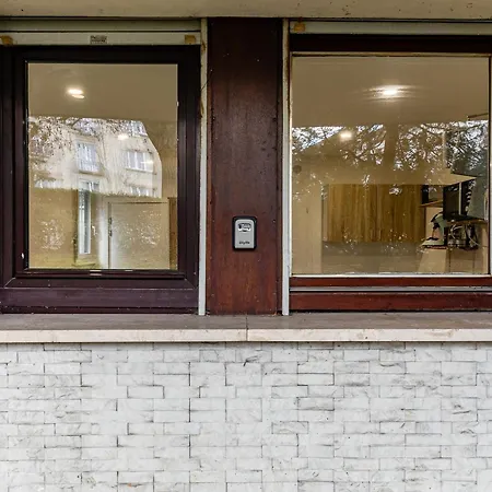 Chaleureux Studio, Orangerie Appartement *